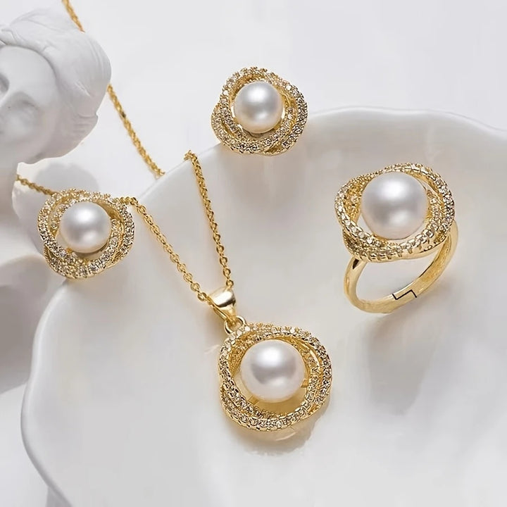 Arabella | Vintage Faux Pearl &amp; Crystal Halo Jewelry Set