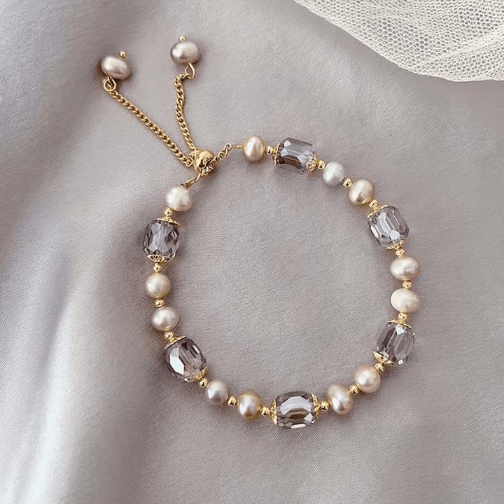 Elysie | Vintage Faux Pearl &amp; Crystal Bead Bracelet