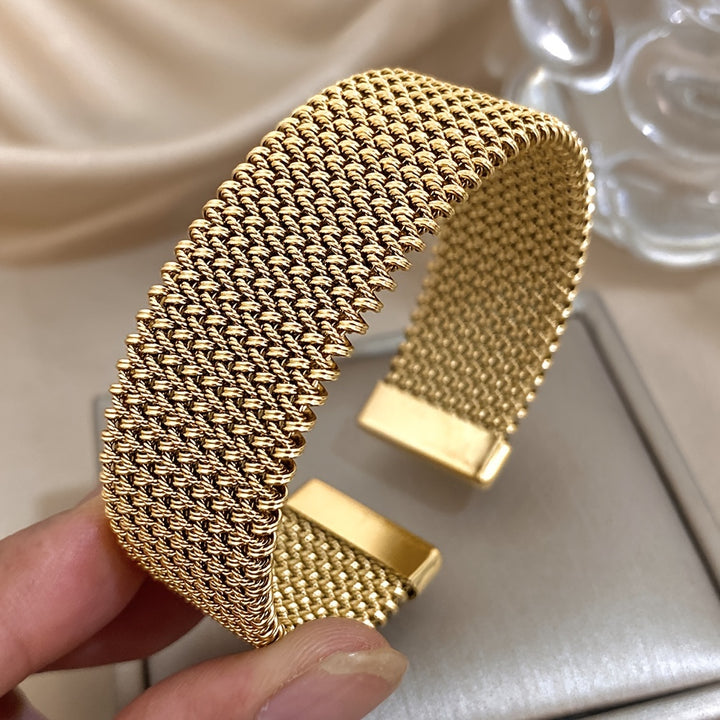 Cassia | 8K Golden Plated Metal Bracelet