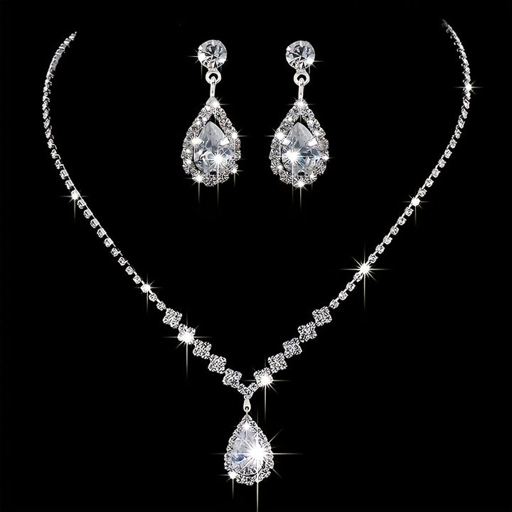 Nicolette | Teardrop Rhinestone Jewelry Set