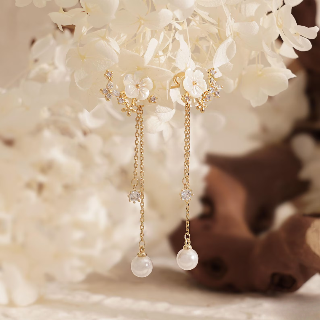 Fleuria Pearl Earrings
