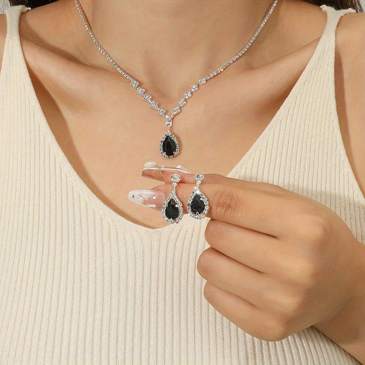 Nicolette | Teardrop Rhinestone Jewelry Set