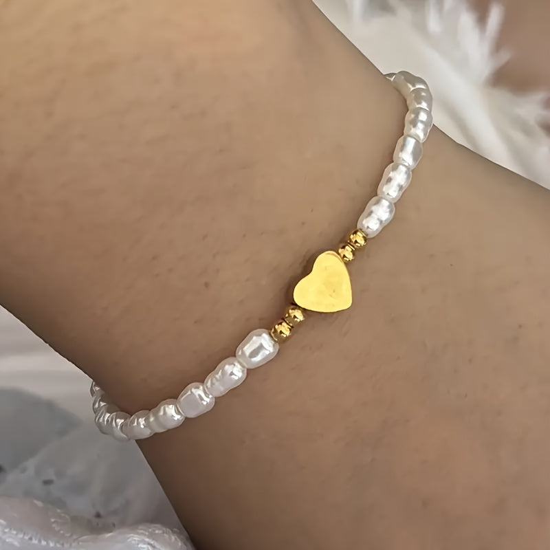 Clementina | Minimalist Faux Pearl Heart Accent Bracelet