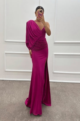 Iliana | One-Shoulder Gown