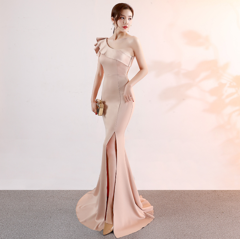 Cassiopeia | One-Shoulder Evening Gown