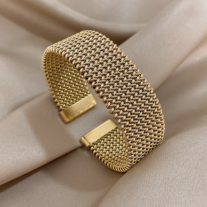 Cassia | 8K Golden Plated Metal Bracelet