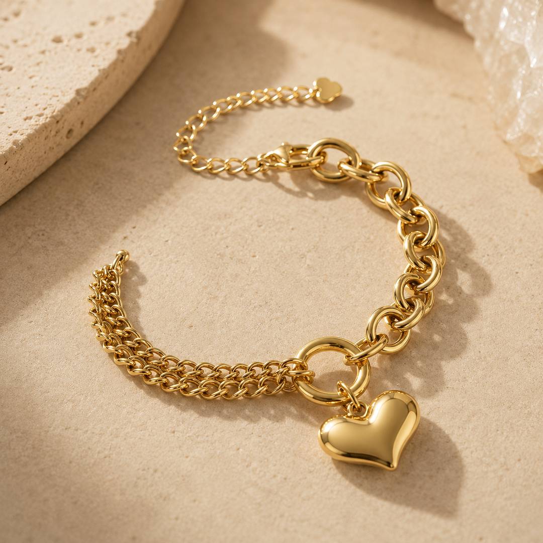 Carly | Classic Heart Bracelet