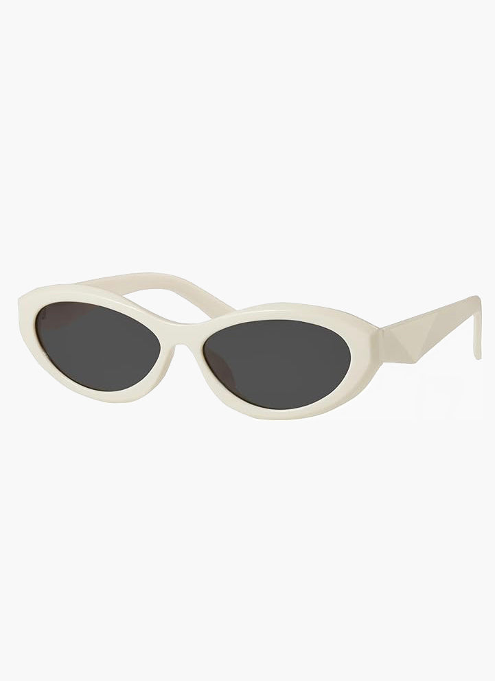 Clarinda | Edgy Ribbed Sunglasses