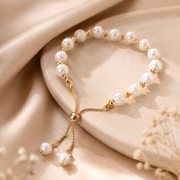 Elysie | Vintage Faux Pearl &amp; Crystal Bead Bracelet