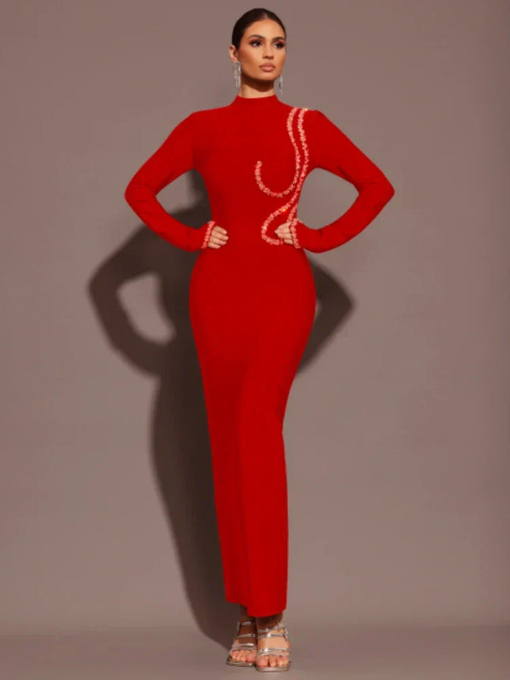 Nayeli | Elegant Sleek Gown