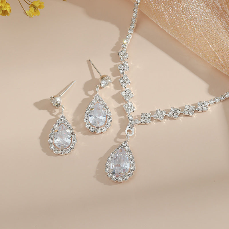Nicolette | Teardrop Rhinestone Jewelry Set