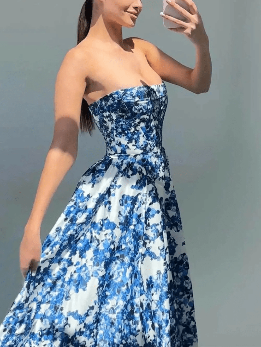Aitana | Exquisite Floral Gown in first_variant_option1 | Elegant Women&