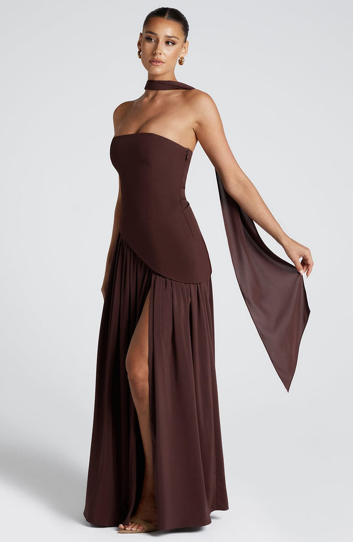 Amabel | Musthave Maxi Dress in first_variant_option1 | Elegant Women&