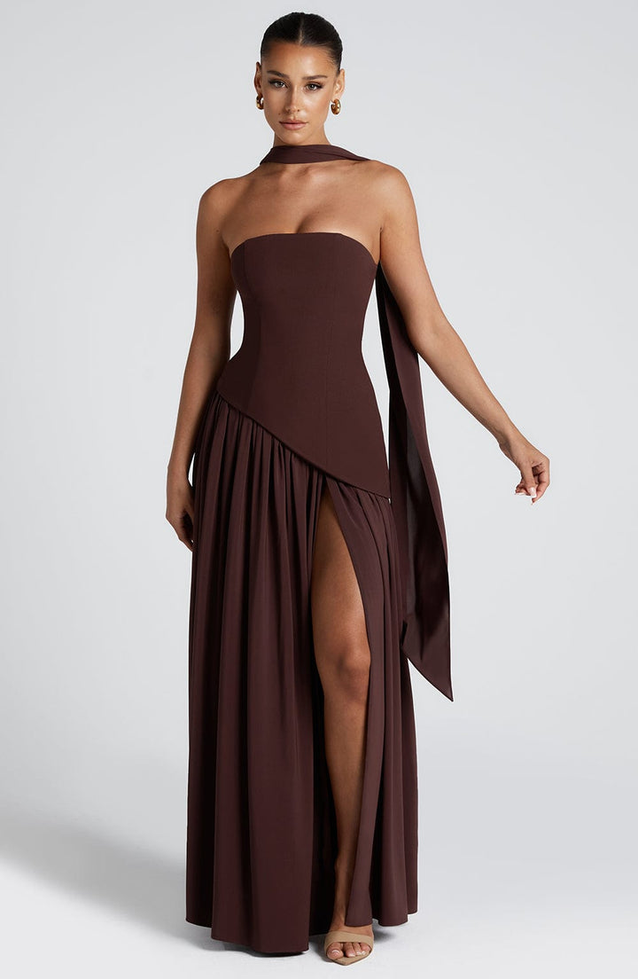 Amabel | Musthave Maxi Dress in first_variant_option1 | Elegant Women&