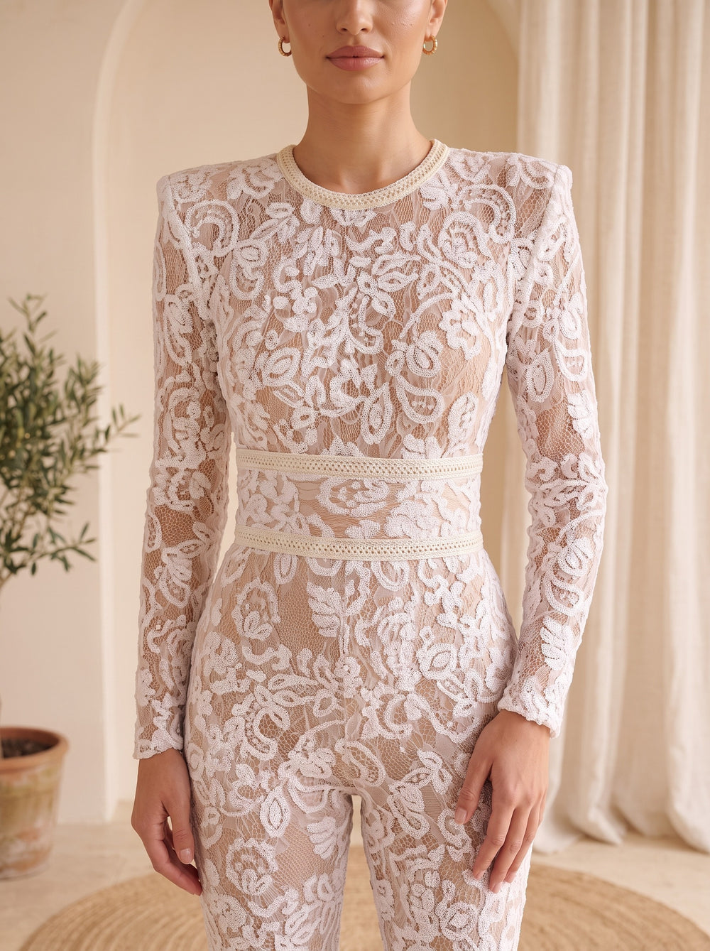 Ariella – White, front