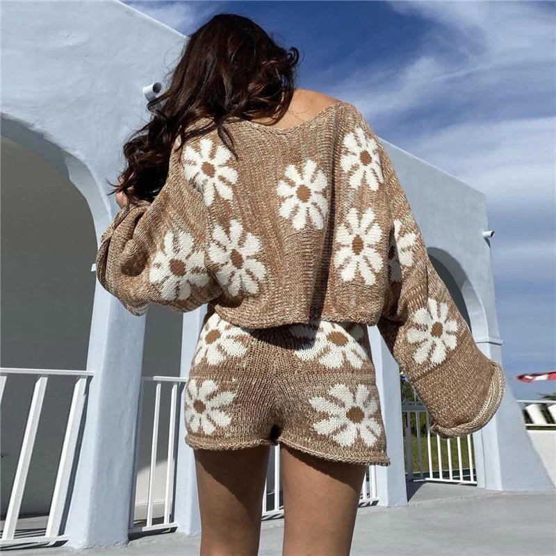 Brielle | Cozy Floral Set in first_variant_option1 | Elegant Women&