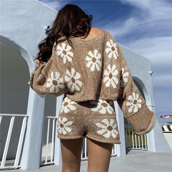 Brielle | Cozy Floral Set in first_variant_option1 | Elegant Women&
