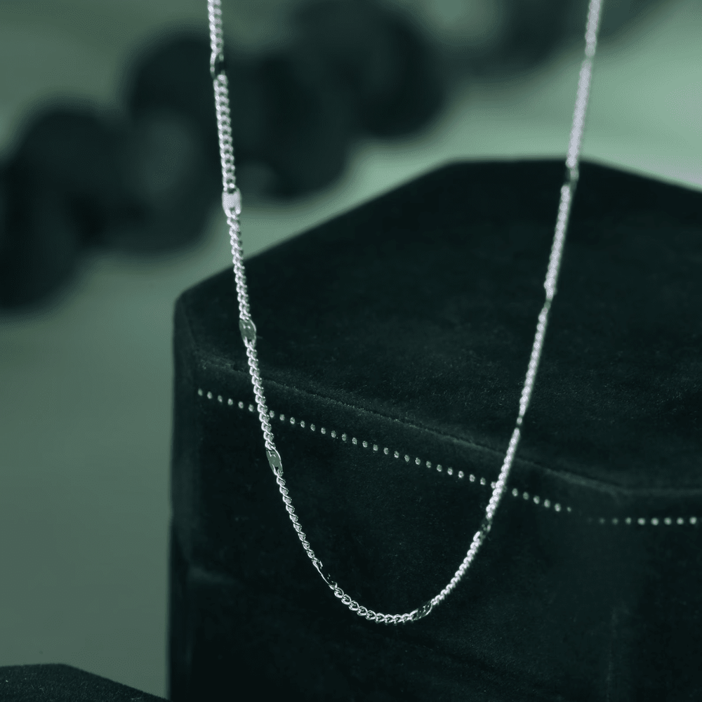 Cleo Chain Necklace in first_variant_option1 | Elegant Women's Dress - Maeve The Label