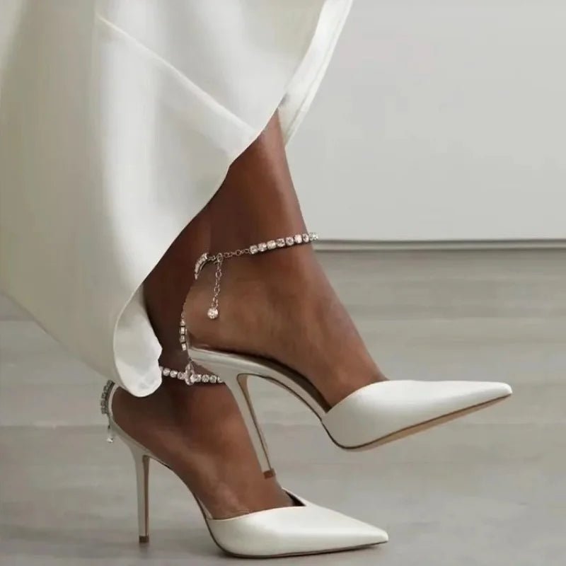 Clover | Luxurious Pointed Heels in first_variant_option1 | Elegant Women&