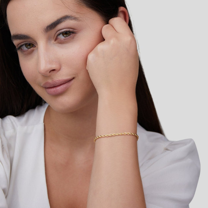 Fanchea | Twisted Rope Bracelet in first_variant_option1 | Elegant Women&