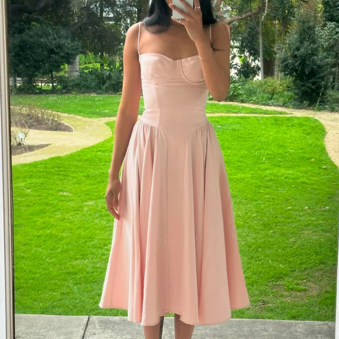 Fauna | Sweetheart Midi Dress in first_variant_option1 | Elegant Women&