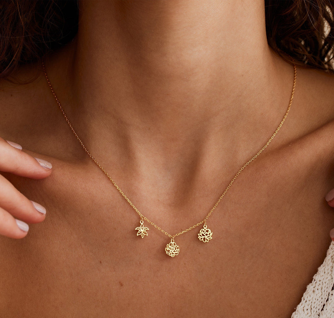 FLORABELLE Necklace in first_variant_option1 | Elegant Women&