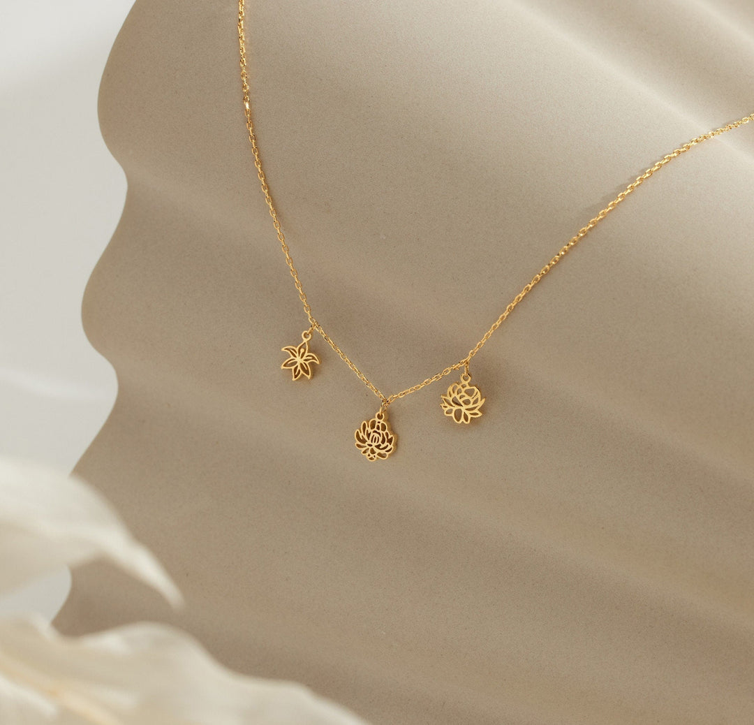 FLORABELLE Necklace in first_variant_option1 | Elegant Women&