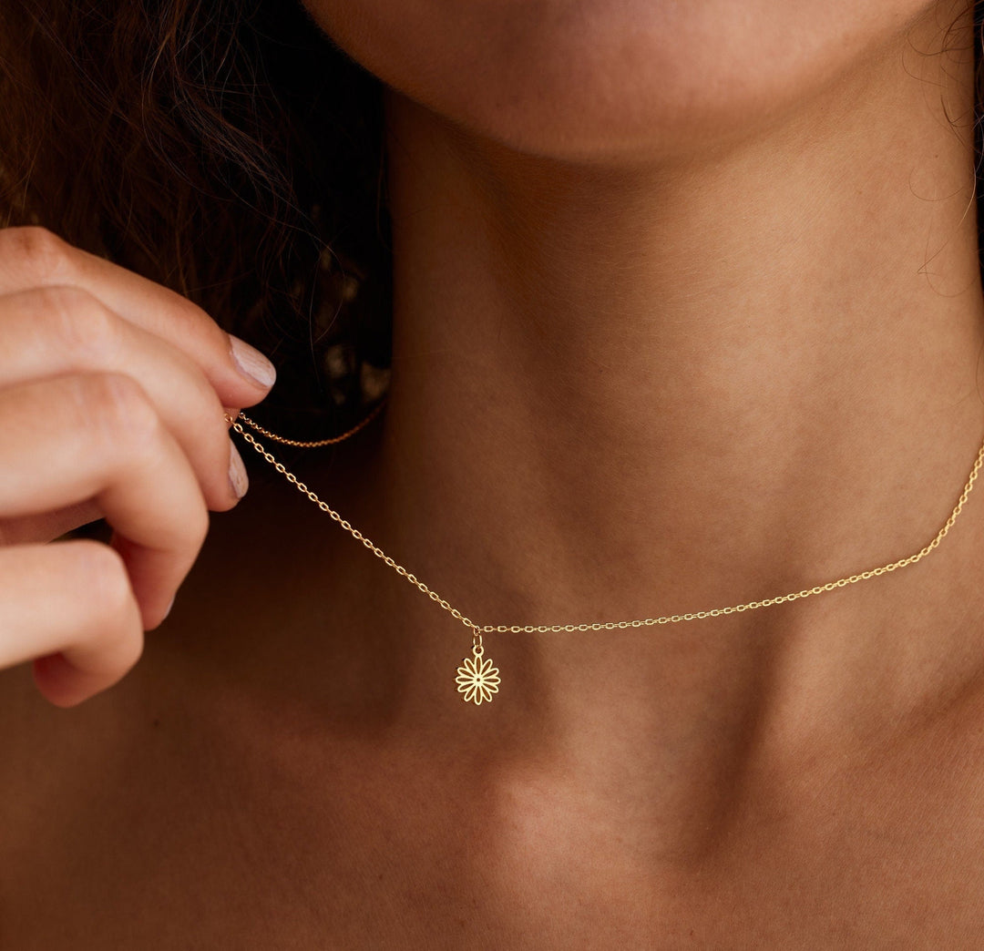 FLORABELLE Necklace in first_variant_option1 | Elegant Women&