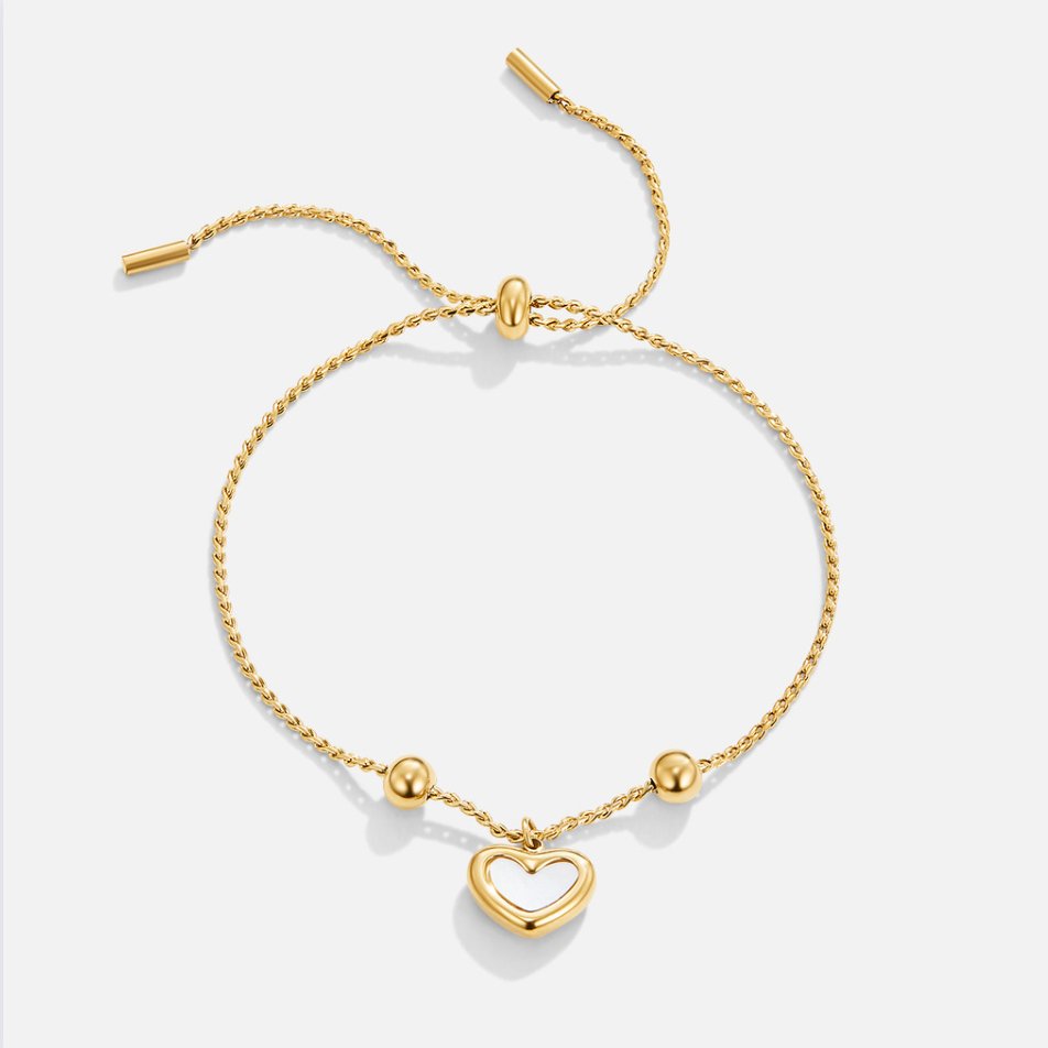Winola | Heart Charm Bracelet