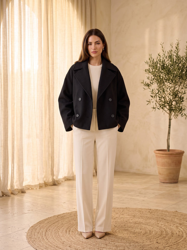 Henrietta – Black, front