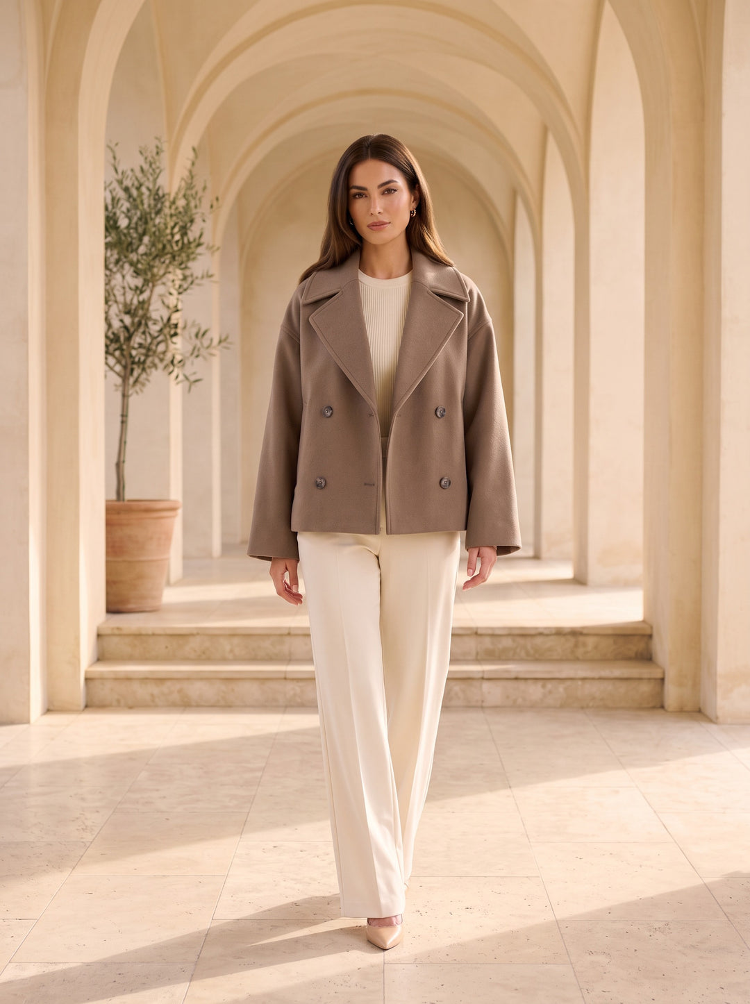 Henrietta – Taupe, front