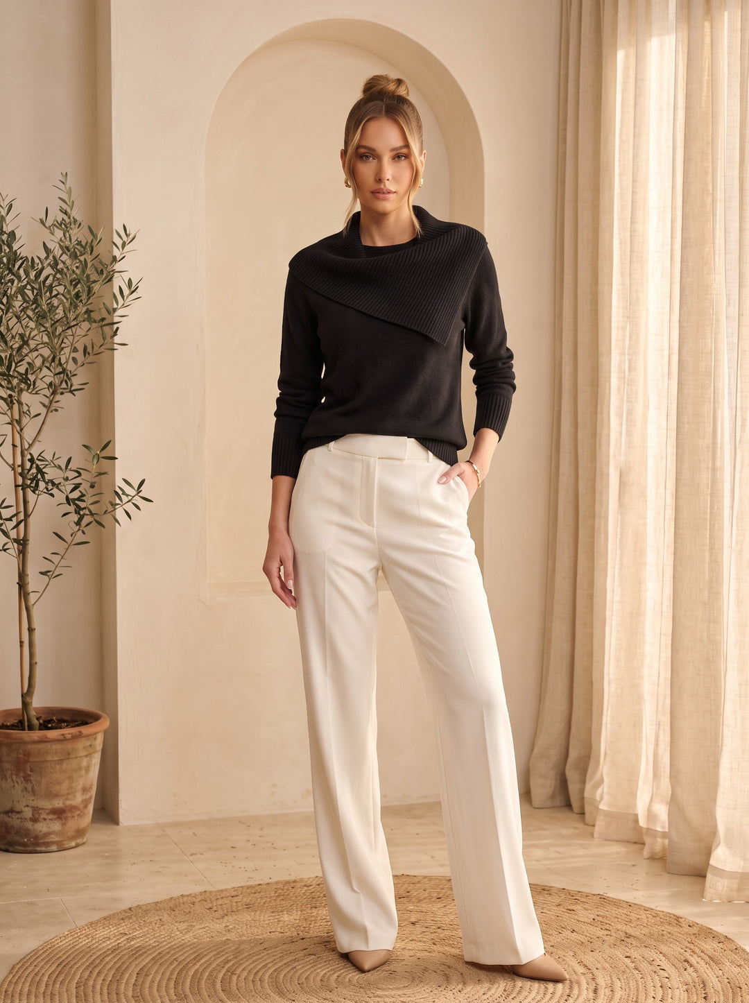 Leonie – Black, front
