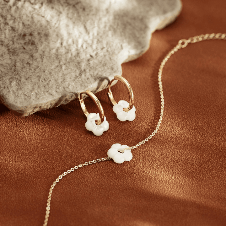 LUNAFLEUR Earrings in first_variant_option1 | Elegant Women&