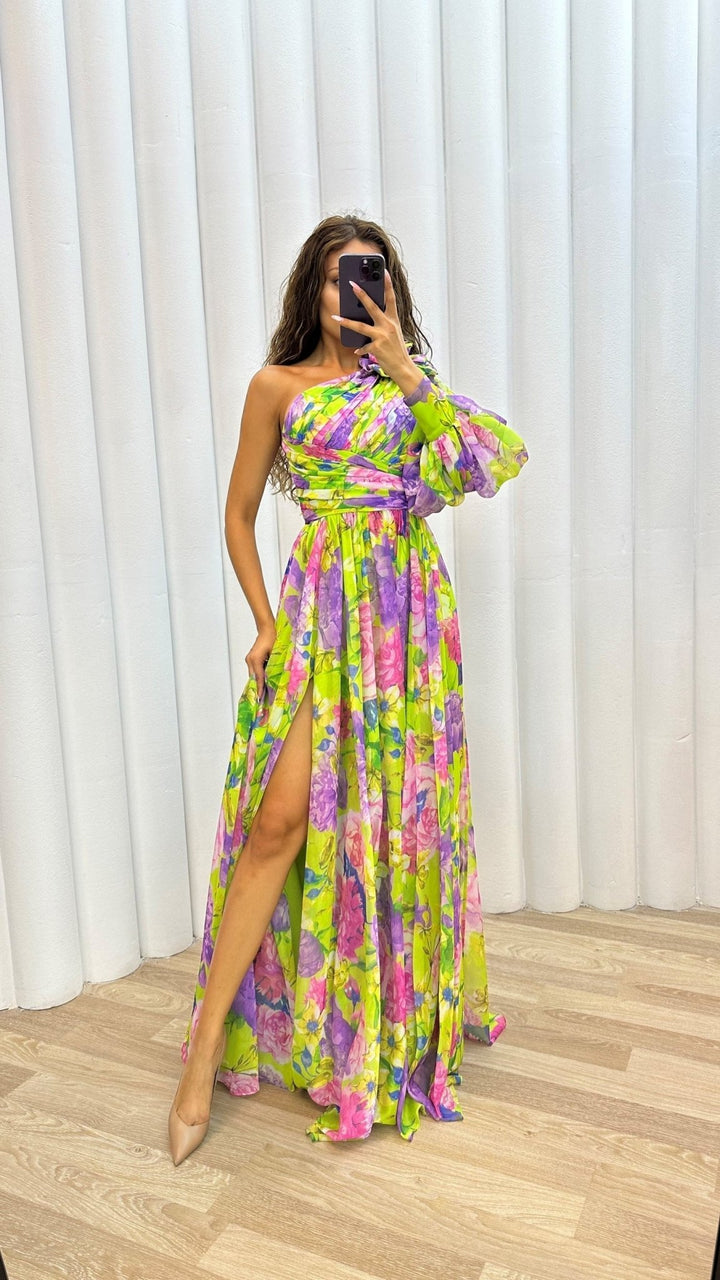 Mabel | Blossom Drama Dress in first_variant_option1 | Elegant Women&