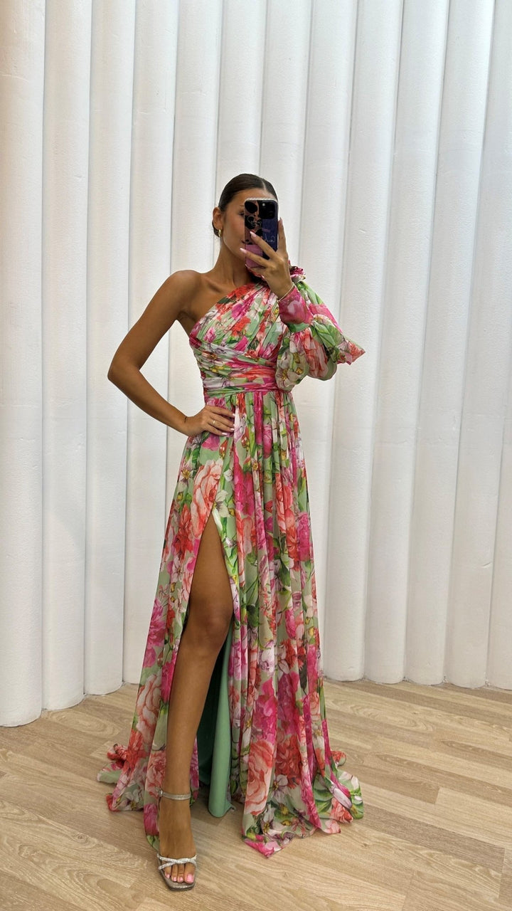 Mckenna | Stunning Flowing Gown in first_variant_option1 | Elegant Women&