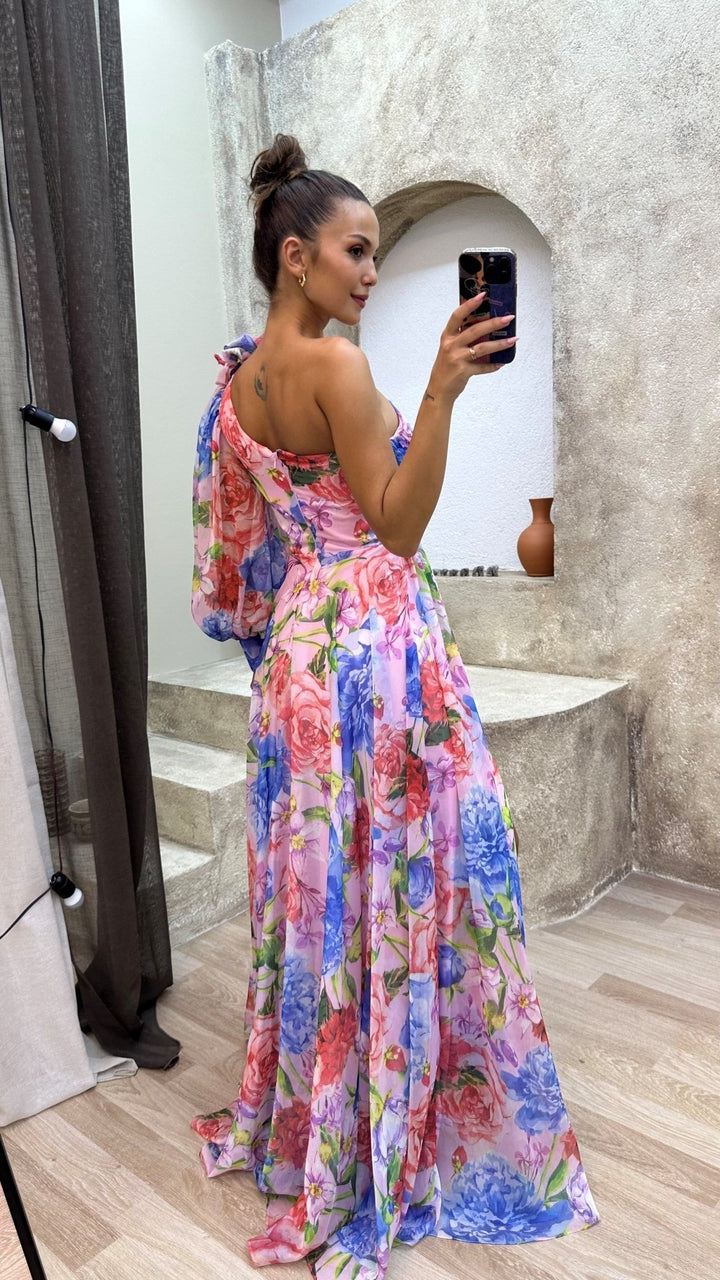 Mckenna | Stunning Flowing Gown in first_variant_option1 | Elegant Women&
