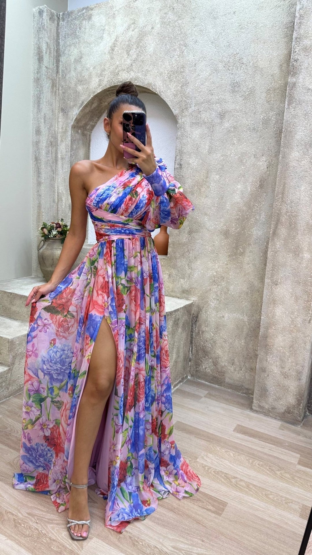 Mckenna | Stunning Flowing Gown in first_variant_option1 | Elegant Women&