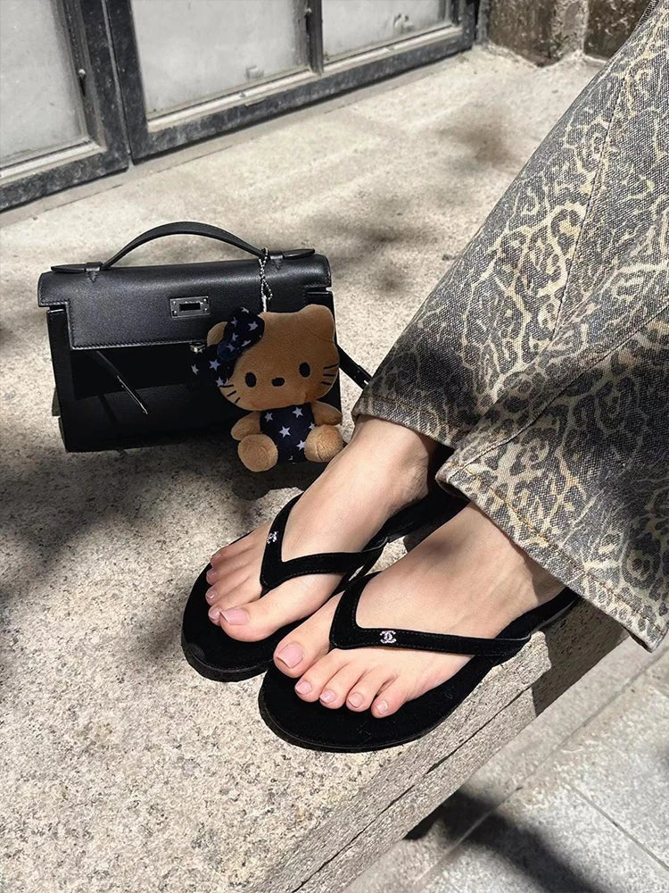 Natalia | Baggy Leopard Jeans in first_variant_option1 | Elegant Women&