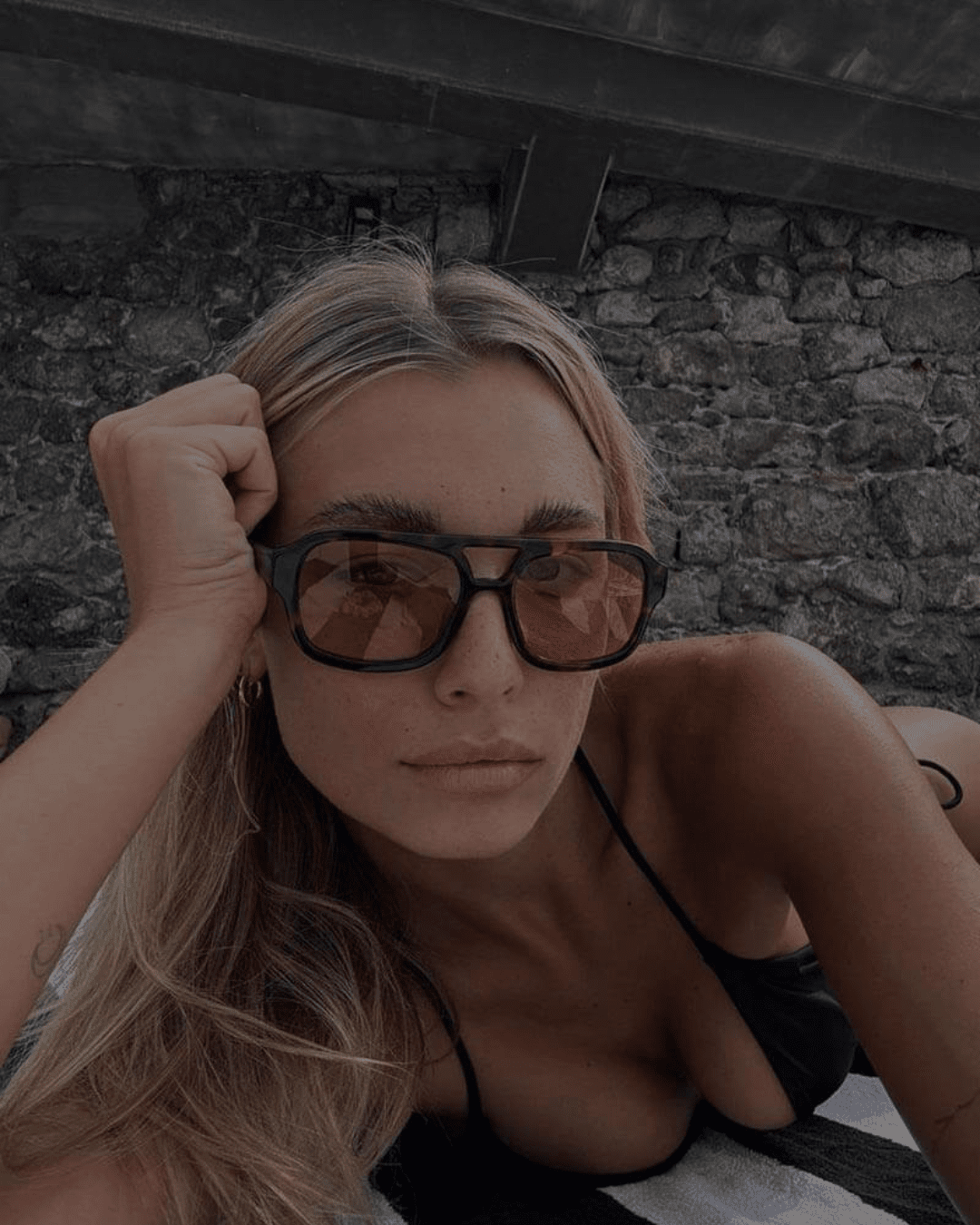 Oriana | Bold Shield Sunglasses in first_variant_option1 | Elegant Women&