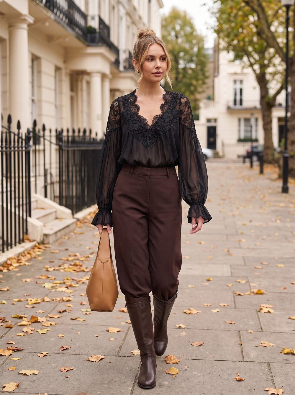 Rosamund – White, studio front