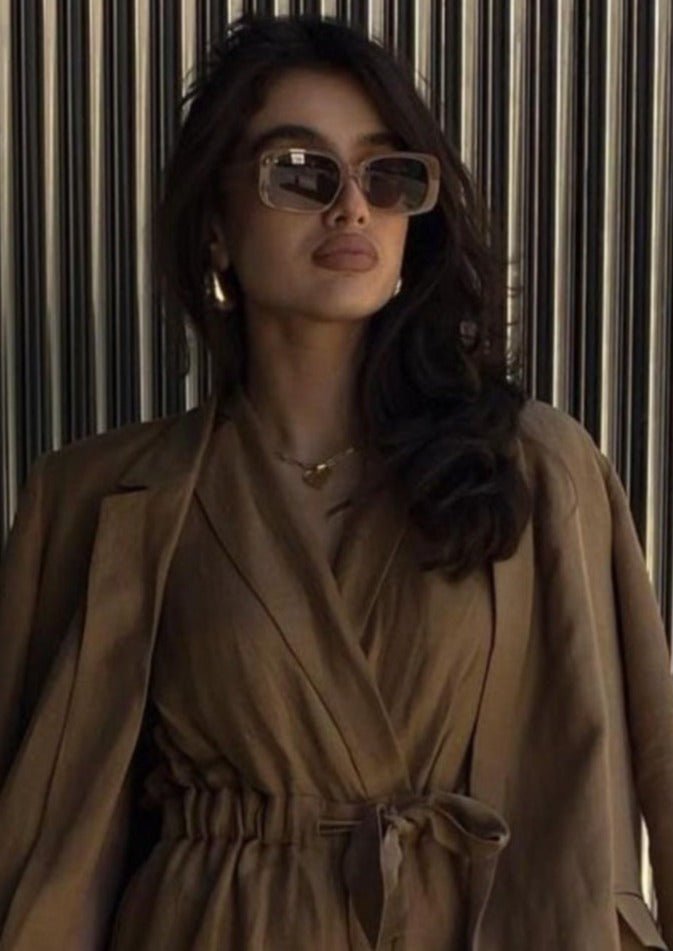 Vashti | Chic Square Sunglasses in first_variant_option1 | Elegant Women&