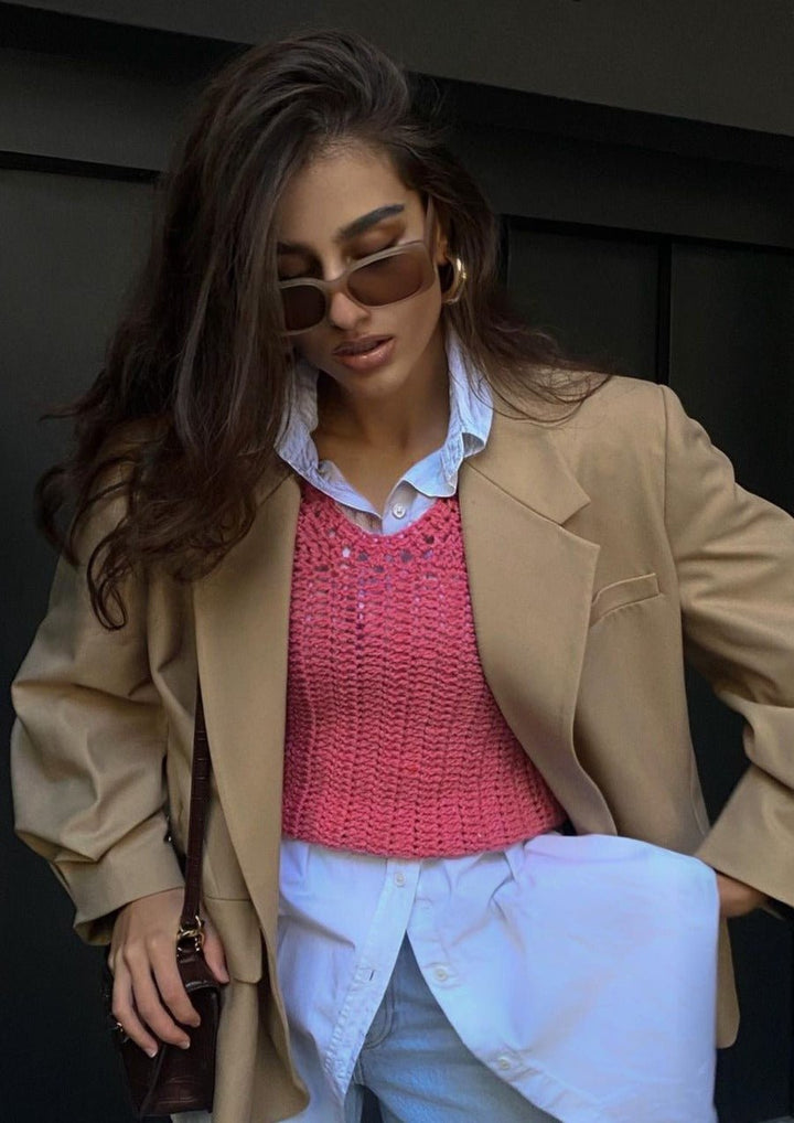 Vashti | Chic Square Sunglasses in first_variant_option1 | Elegant Women&