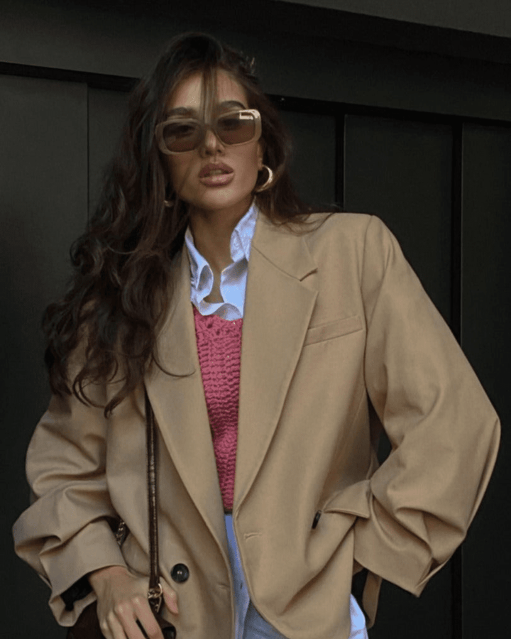 Vashti | Chic Square Sunglasses in first_variant_option1 | Elegant Women&