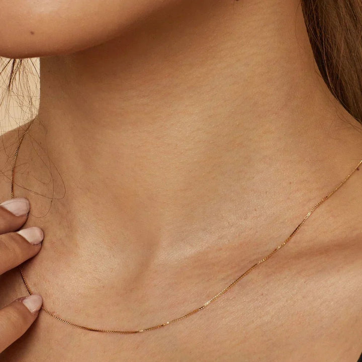 Veloria | Refined Slim Gold Necklace in first_variant_option1 | Elegant Women&