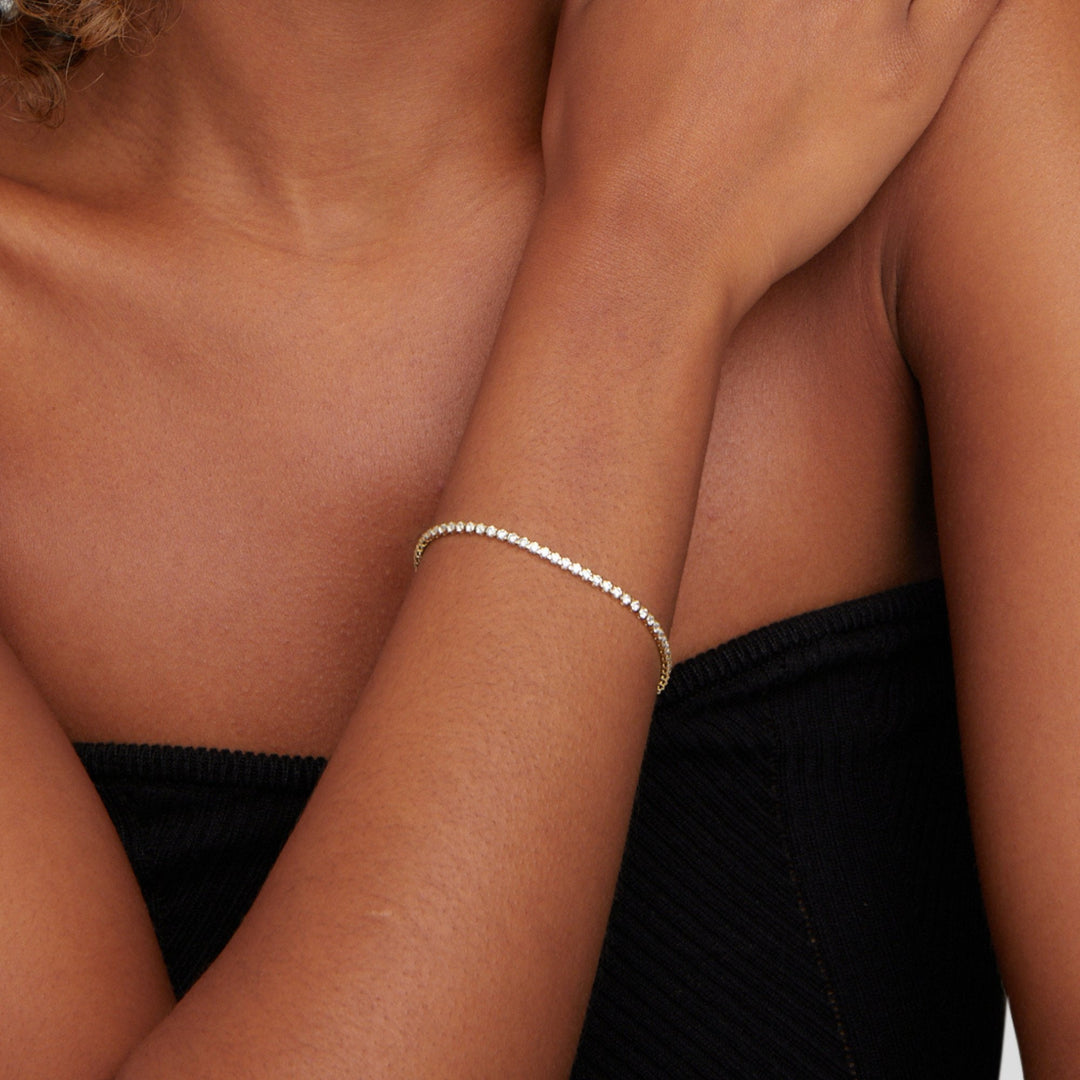 Zerilda | Timeless Sparkle Bracelet in first_variant_option1 | Elegant Women&